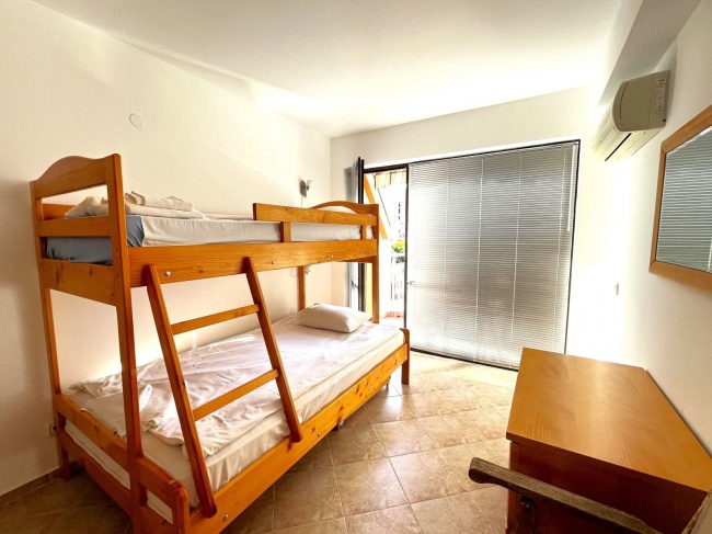 Zum Verkauf der Zweizimmerwohnung in Rawda mit Meerblick