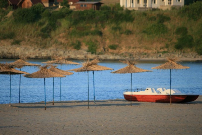 Ferienwohnungen Zum Verkauf Direkt Am Nestinarka Strand  In Tsarevo