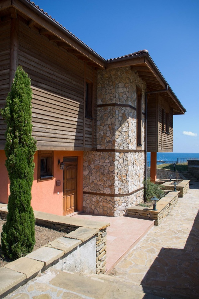 Sozopolis - Luxushäuser Und Wohnungen In Moderner Komplex In Sozopol