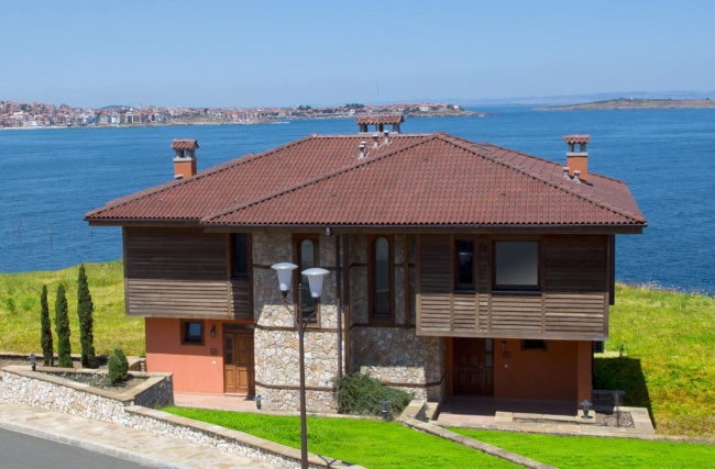Sozopolis - Luxushäuser Und Wohnungen In Moderner Komplex In Sozopol