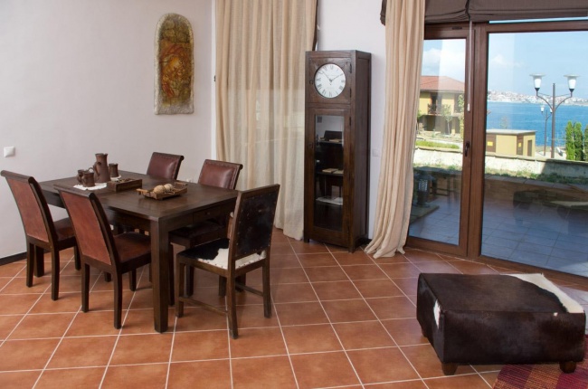 Sozopolis - Luxushäuser Und Wohnungen In Moderner Komplex In Sozopol